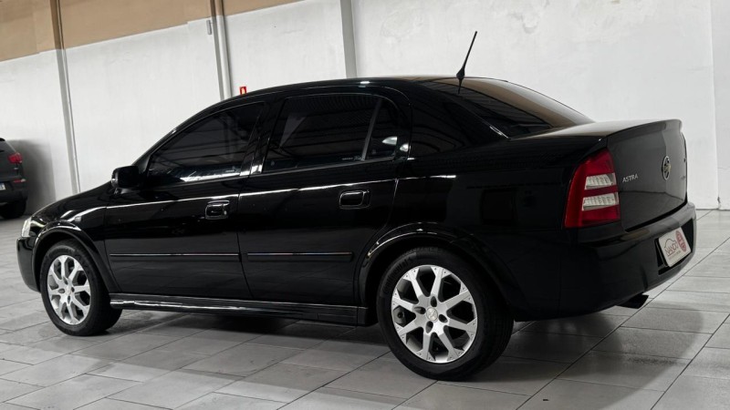 ASTRA 2.0 MPFI ADVANTAGE 8V FLEX 2P MANUAL - 2011 - ESTâNCIA VELHA