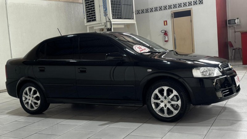 ASTRA 2.0 MPFI ADVANTAGE 8V FLEX 2P MANUAL - 2011 - ESTâNCIA VELHA