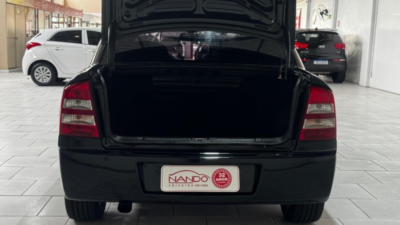 ASTRA 2.0 MPFI ADVANTAGE 8V FLEX 2P MANUAL - 2011 - ESTâNCIA VELHA