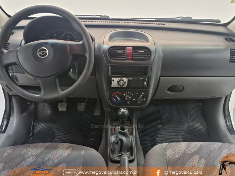 CORSA 1.0 MPFI SEDAN 8V GASOLINA 4P MANUAL - 2002 - BENTO GONçALVES
