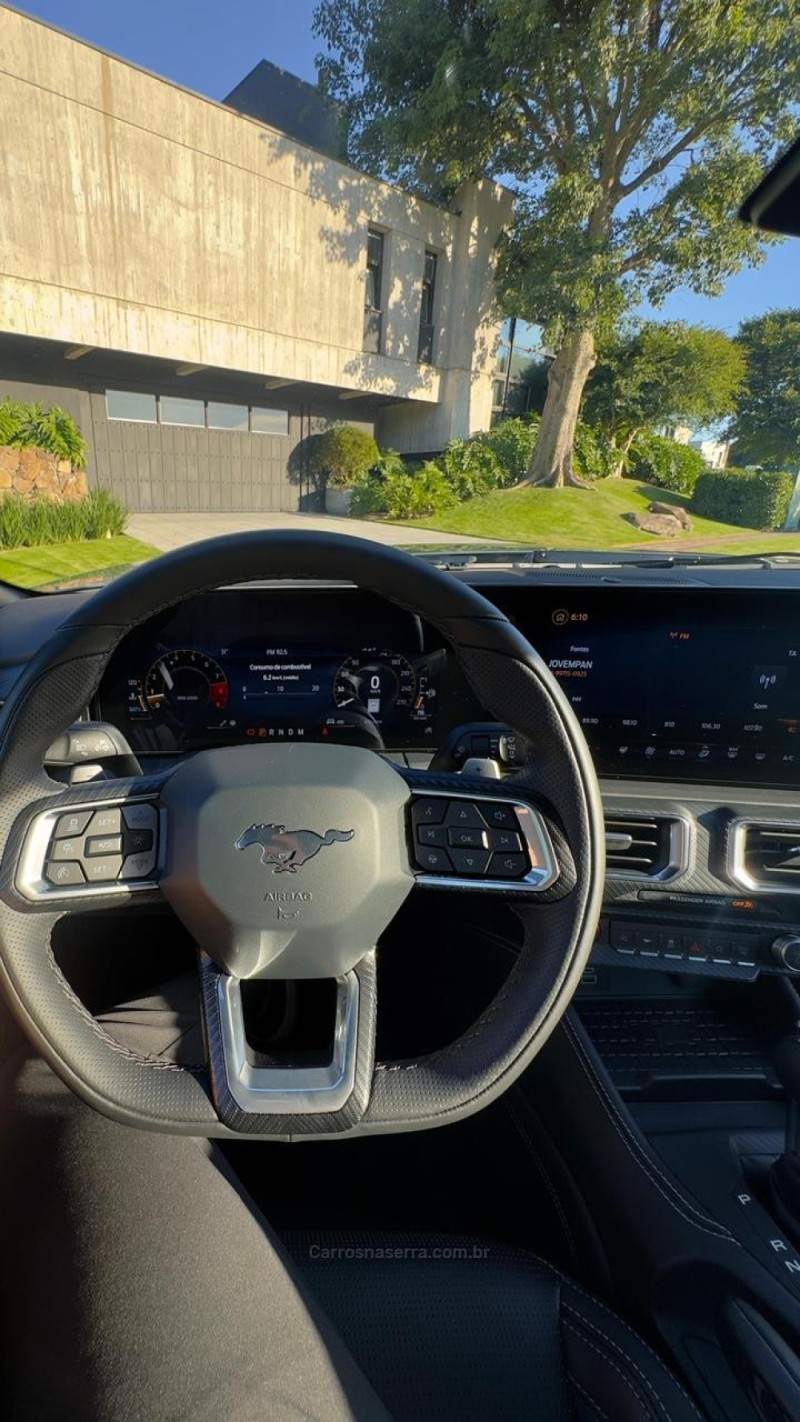 MUSTANG 5.0 GT COUPÉ V8 GASOLINA 2P AUTOMÁTICO - 2024 - CAXIAS DO SUL