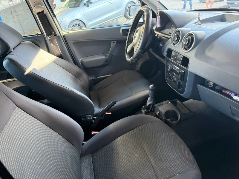 GOL 1.0 MI CITY 8V FLEX 4P MANUAL - 2012 - CAXIAS DO SUL