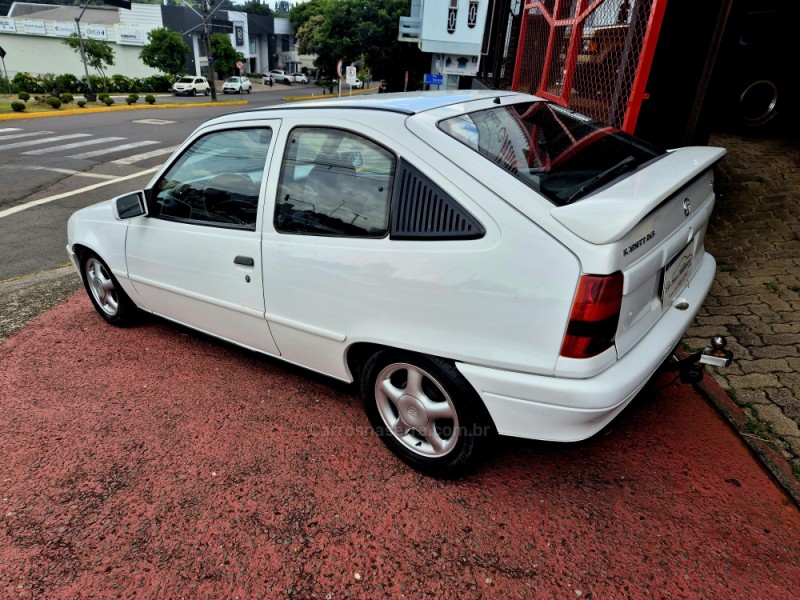KADETT 2.0 MPFI GLS 8V GASOLINA 2P MANUAL - 1998 - FARROUPILHA