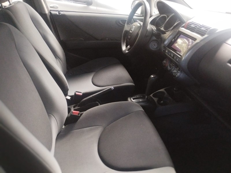 FIT 1.4 LX 8V GASOLINA 4P AUTOMÁTICO - 2006 - CAXIAS DO SUL