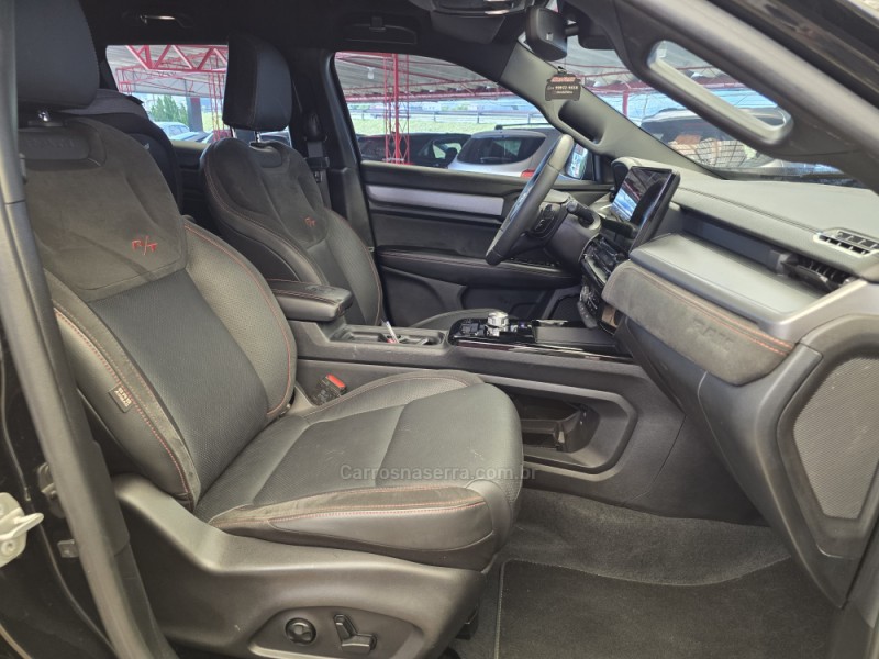 RAMPAGE 2.0 HURRICANE R/T 4 4X4 TURBO GASOLINA 4P AUTOMÁTICO - 2024 - SAPIRANGA