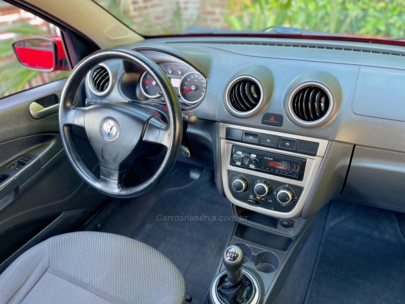 VOYAGE 1.0 I TREND 16V FLEX 4P MANUAL - 2012 - ROLANTE