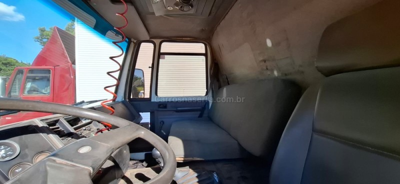 CARGO 1622 T 3 EIXOS - 1999 - PORTãO