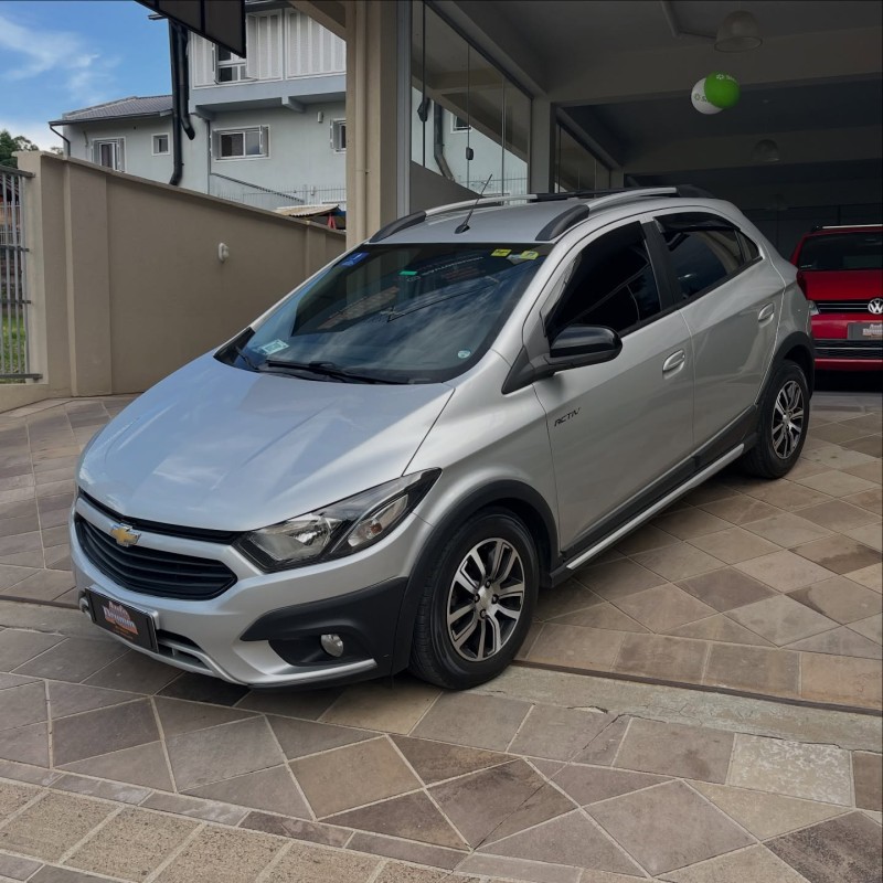 ONIX 1.4 MPFI ACTIV 8V FLEX 4P AUTOMÁTICO - 2017 - NOVA PETRóPOLIS