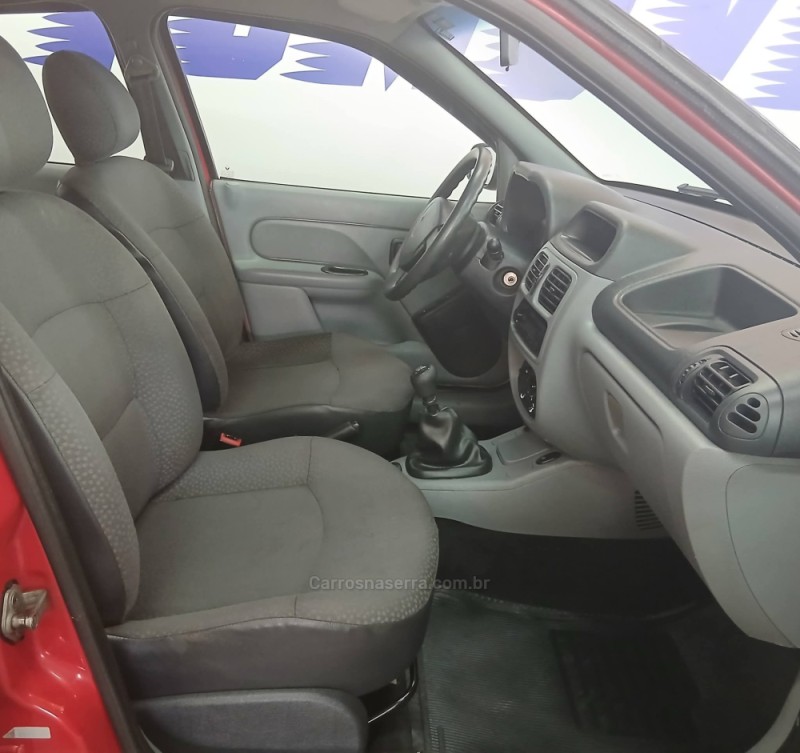 CLIO 1.0 CAMPUS 16V FLEX 4P MANUAL - 2011 - CAXIAS DO SUL