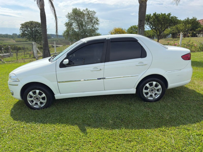 SIENA 1.4 MPI ELX 8V FLEX 4P MANUAL - 2009 - FARROUPILHA