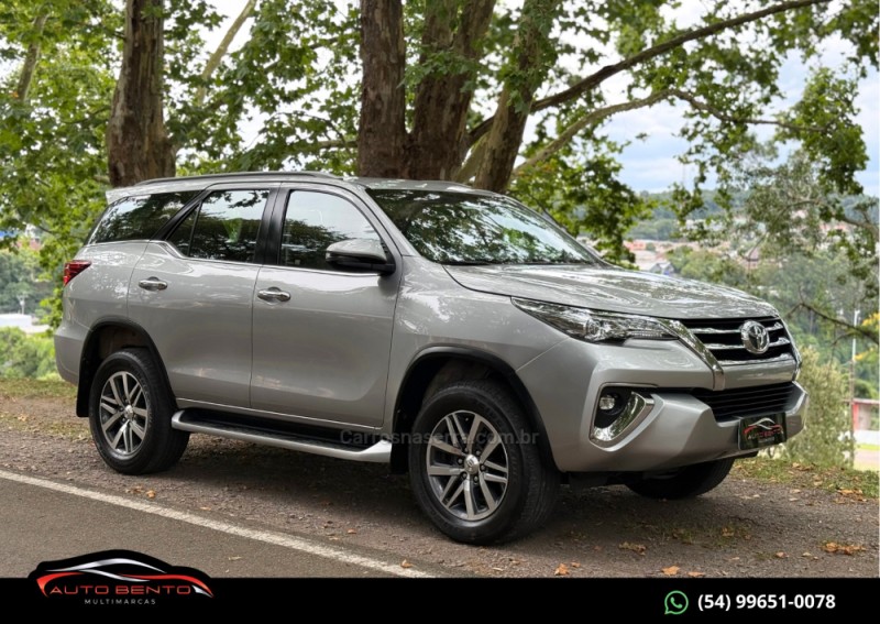 HILUX SW4 2.8 SRX 4X4 7 LUGARES 16V TURBO INTERCOOLER DIESEL 4P AUTOMÁTICO - 2019 - BENTO GONçALVES