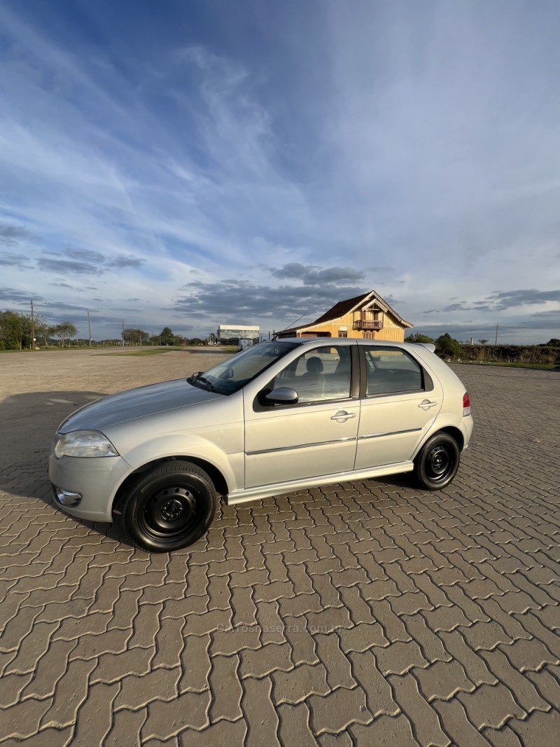 PALIO 1.4 MPI ELX 8V FLEX 4P MANUAL - 2010 - ANTôNIO PRADO