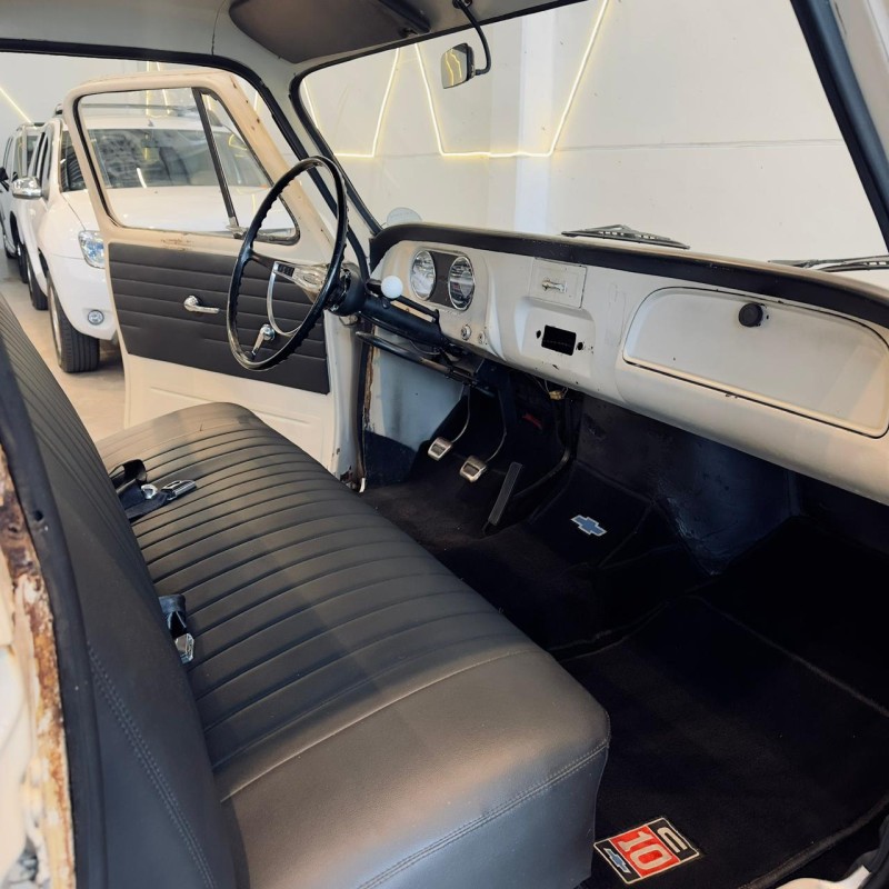 C14 GASOLINA 2P MANUAL - 1968 - CAXIAS DO SUL