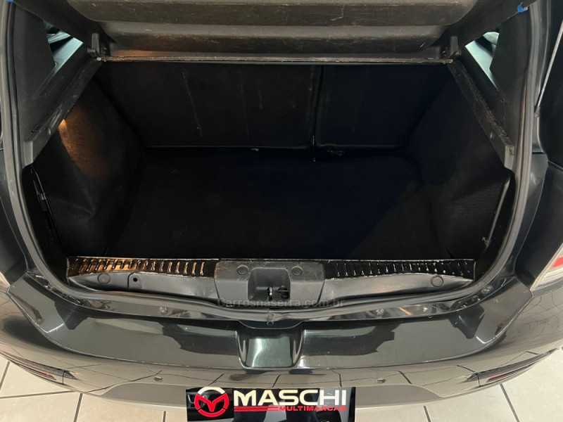 SANDERO 1.6 STEPWAY 8V FLEX 4P MANUAL - 2015 - CAXIAS DO SUL