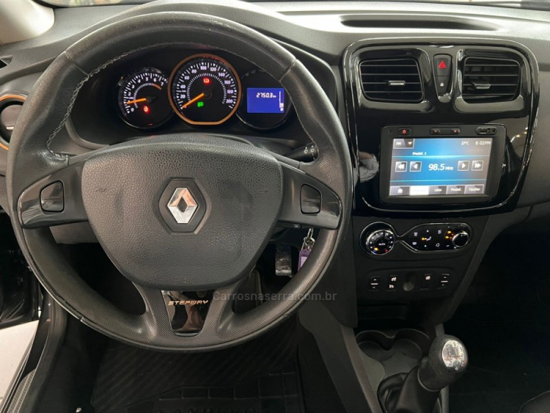 SANDERO 1.6 STEPWAY 8V FLEX 4P MANUAL - 2015 - CAXIAS DO SUL