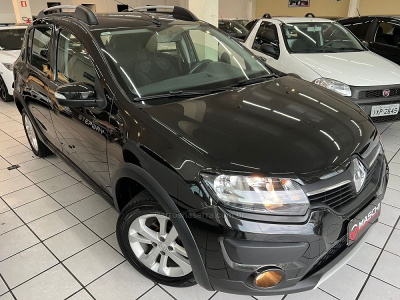 SANDERO 1.6 STEPWAY 8V FLEX 4P MANUAL - 2015 - CAXIAS DO SUL