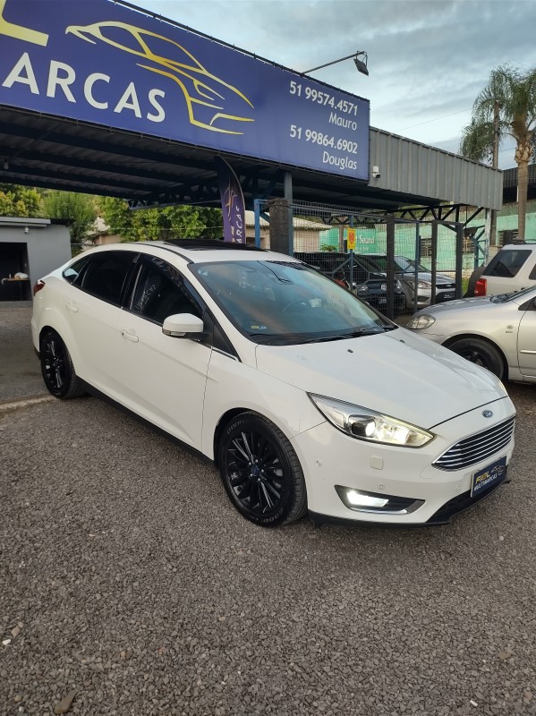 FOCUS 2.0 TITANIUM PLUS SEDAN 16V FLEX 4P AUTOMÁTICO - 2016 - VALE REAL
