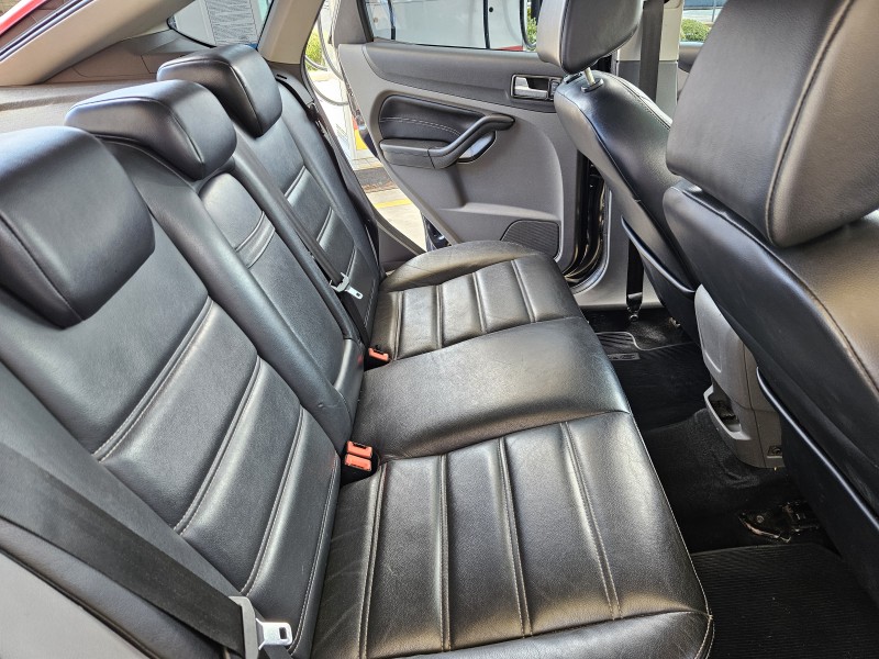 FOCUS 2.0 TITANIUM HATCH 16V FLEX 4P AUTOMÁTICO - 2013 - CAXIAS DO SUL