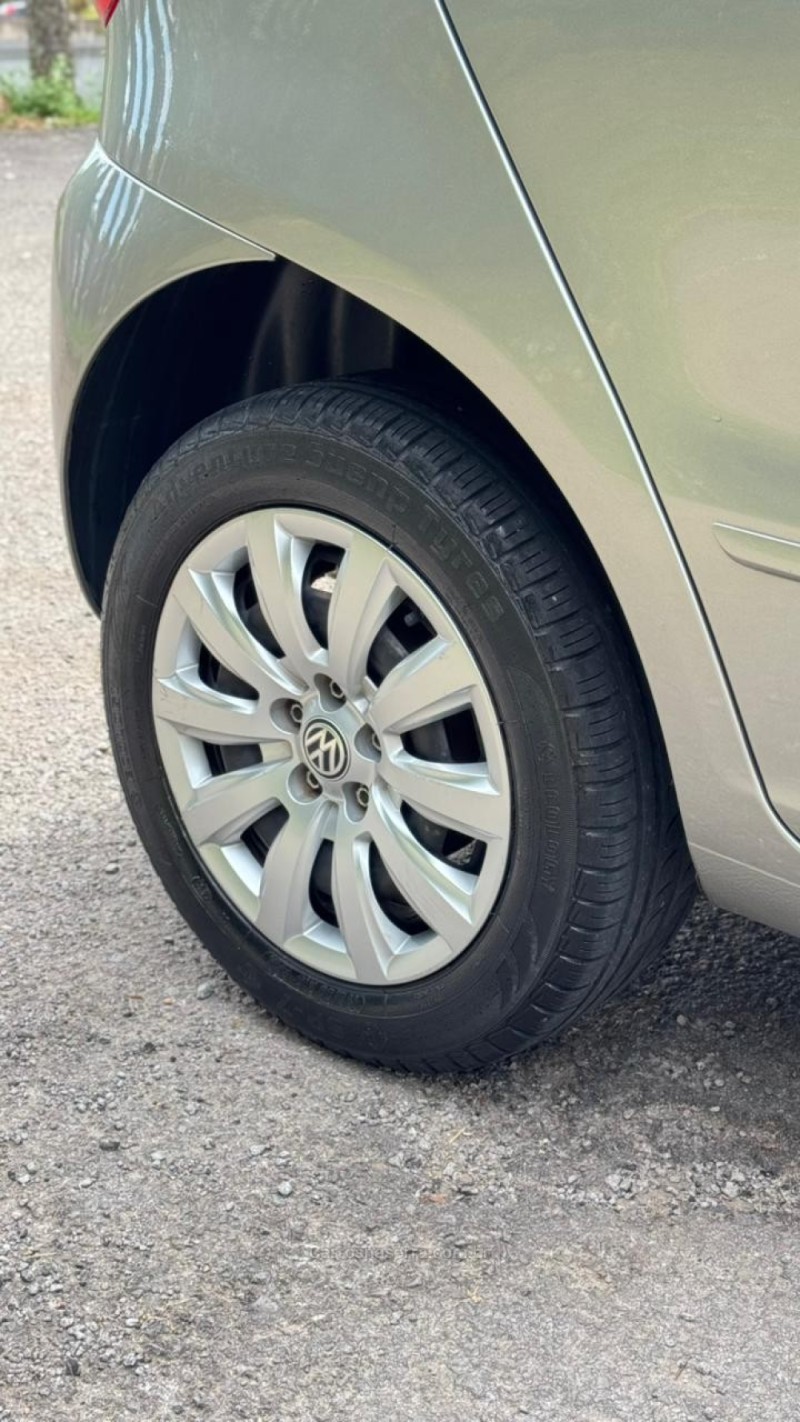 FOX 1.6 MI ROUTE 8V FLEX 4P MANUAL - 2014 - FARROUPILHA