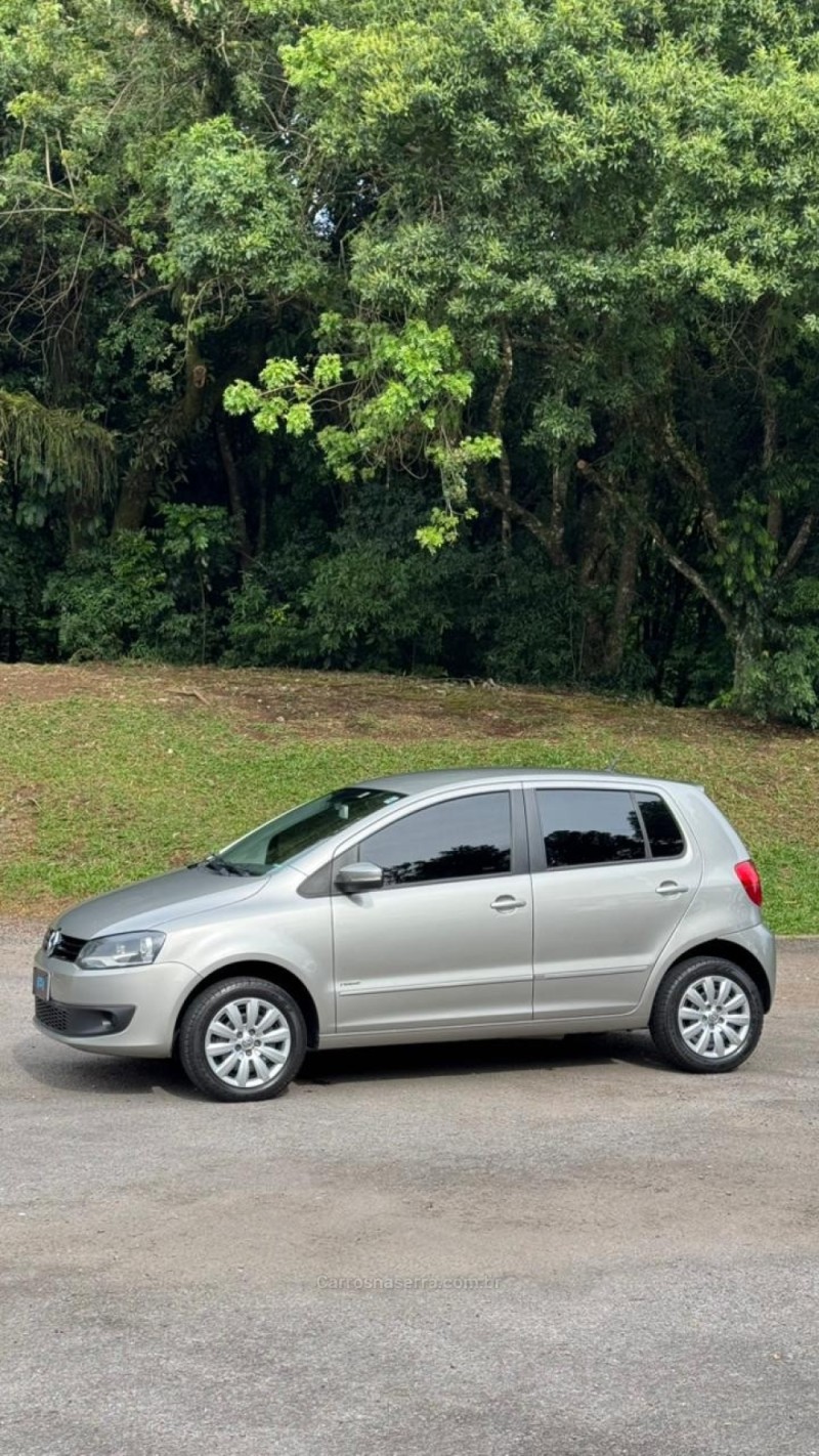 FOX 1.6 MI ROUTE 8V FLEX 4P MANUAL - 2014 - FARROUPILHA