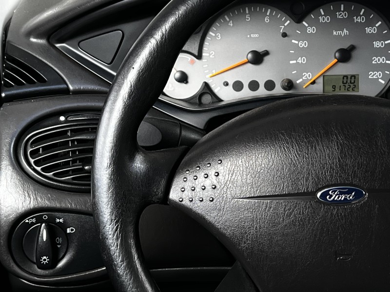 FOCUS 1.6 GL 8V GASOLINA 4P MANUAL - 2003 - BENTO GONçALVES