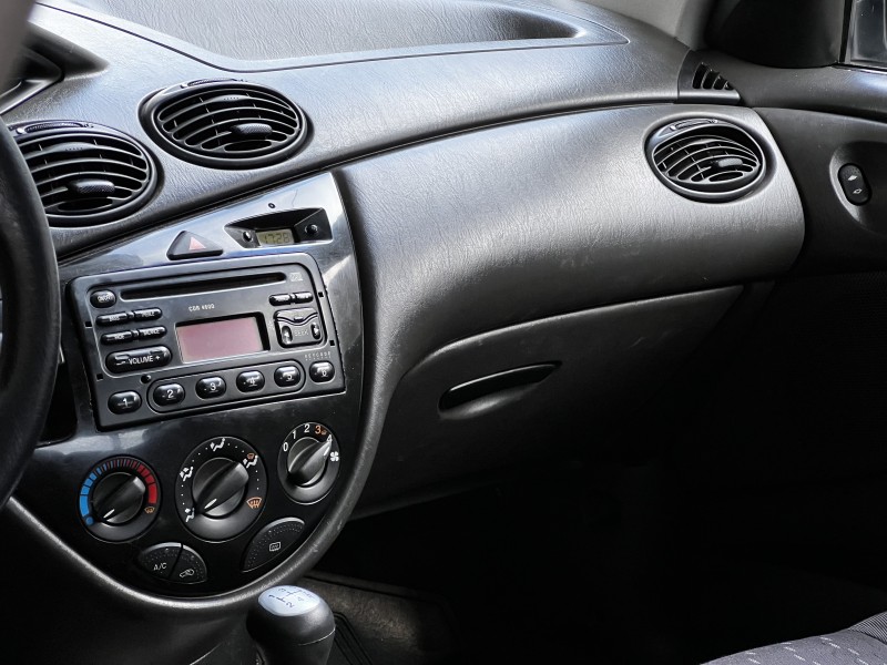 FOCUS 1.6 GL 8V GASOLINA 4P MANUAL - 2003 - BENTO GONçALVES