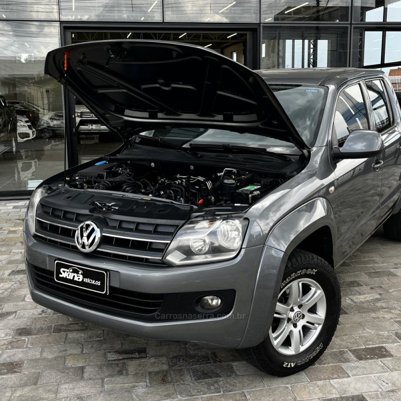 AMAROK 2.0 TRENDLINE 4X4 CD 16V TURBO INTERCOOLER DIESEL 4P MANUAL - 2014 - VACARIA