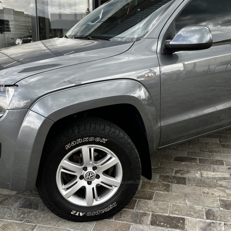 AMAROK 2.0 TRENDLINE 4X4 CD 16V TURBO INTERCOOLER DIESEL 4P MANUAL - 2014 - VACARIA