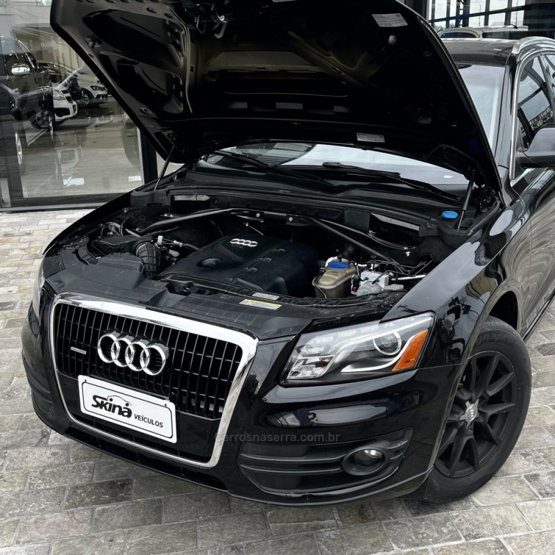 Q5 2.0 TSFI QUATTRO S TRONIC 16V GASOLINA 4P AUTOMÁTICO - 2012 - VACARIA