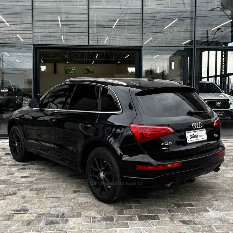 Q5 2.0 TSFI QUATTRO S TRONIC 16V GASOLINA 4P AUTOMÁTICO - 2012 - VACARIA
