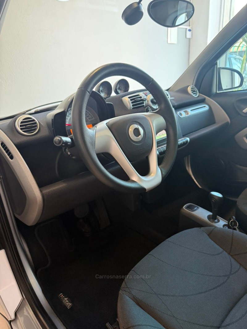 FORTWO 1.0 COUPE 3 CILINDROS TURBO GASOLINA 2P AUTOMÁTICO - 2012 - LAJEADO