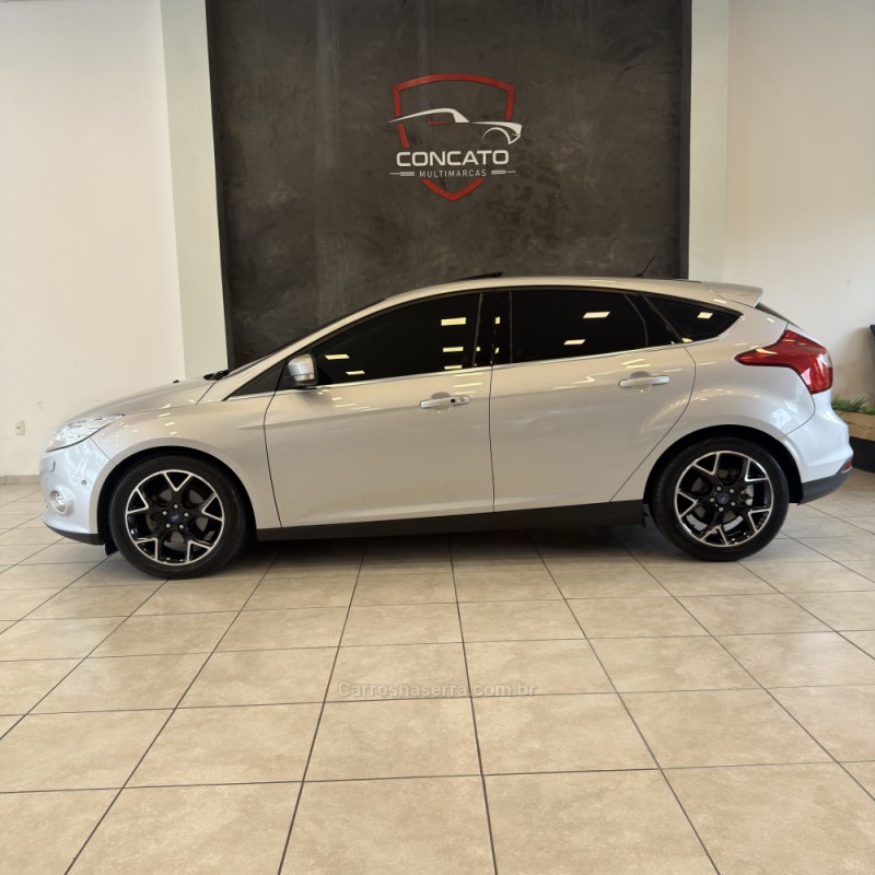 FOCUS 2.0 TITANIUM PLUS 16V FLEX 4P AUTOMÁTICO - 2014 - FARROUPILHA