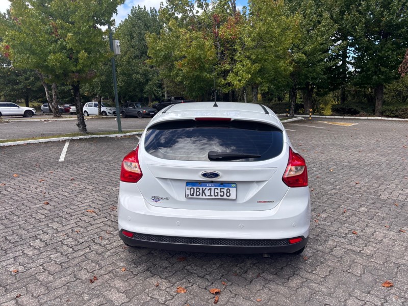 FOCUS 1.6 SE 16V FLEX 4P AUTOMÁTICO - 2014 - CAXIAS DO SUL