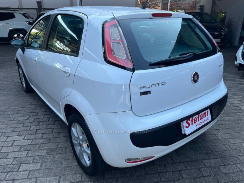 PUNTO 1.4 ATTRACTIVE 8V FLEX 4P MANUAL - 2013 - FELIZ