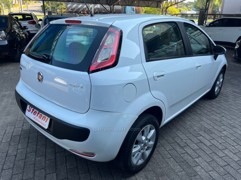 PUNTO 1.4 ATTRACTIVE 8V FLEX 4P MANUAL - 2013 - FELIZ