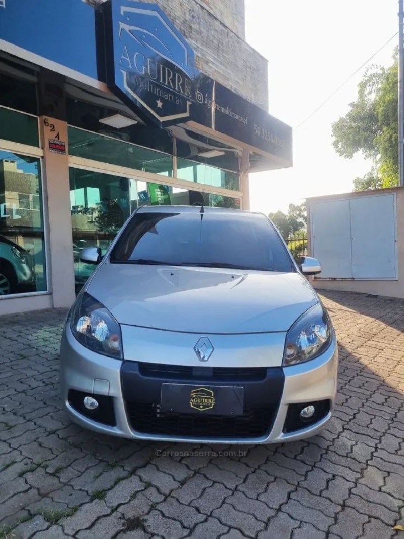 SANDERO 1.0 EXPRESSION 16V FLEX 4P MANUAL - 2014 - PASSO FUNDO