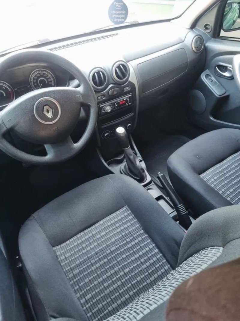 SANDERO 1.0 EXPRESSION 16V FLEX 4P MANUAL - 2014 - PASSO FUNDO