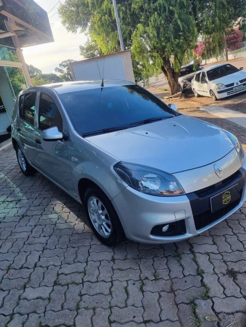 SANDERO 1.0 EXPRESSION 16V FLEX 4P MANUAL - 2014 - PASSO FUNDO