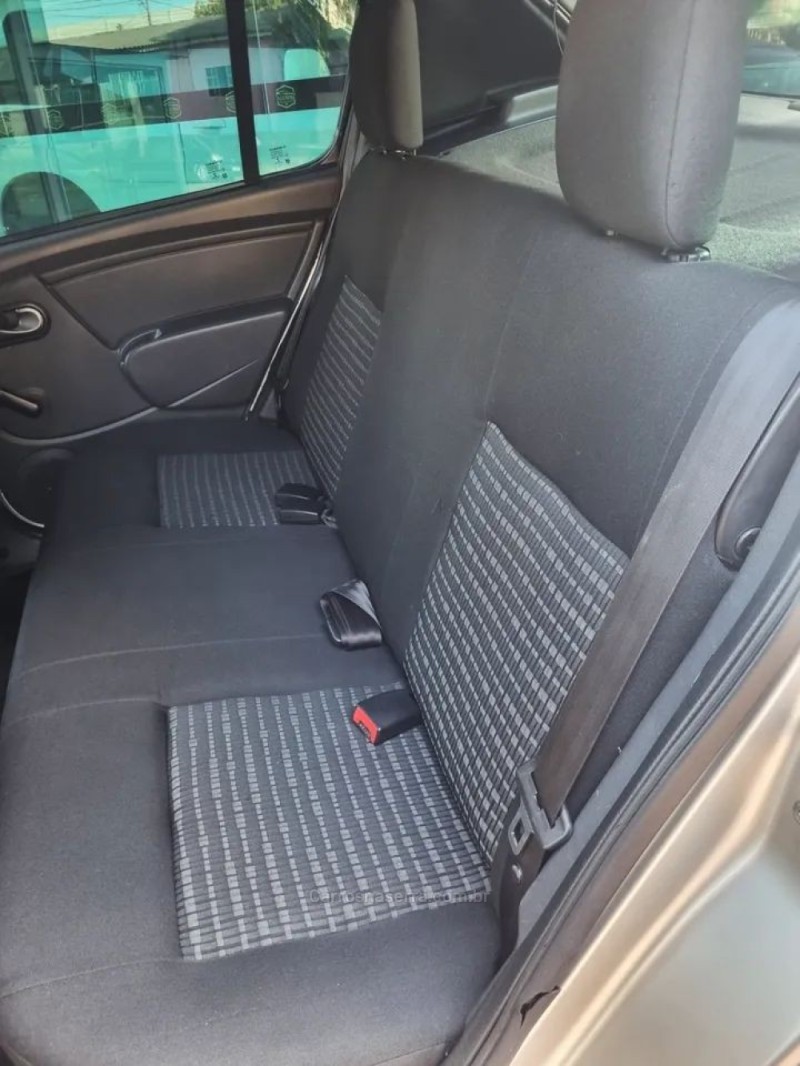 SANDERO 1.0 EXPRESSION 16V FLEX 4P MANUAL - 2014 - PASSO FUNDO