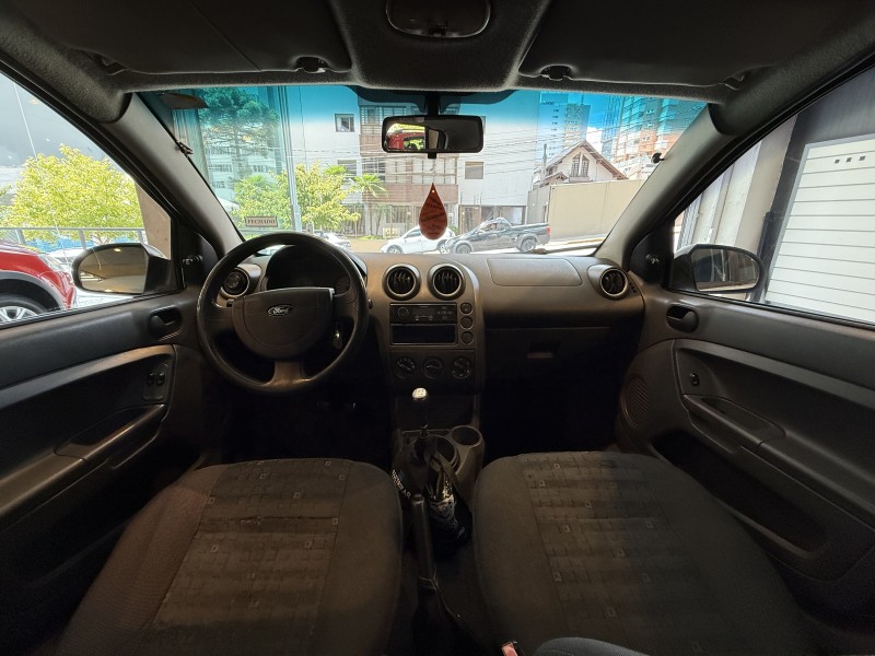 FIESTA 1.0 MPI 8V GASOLINA 4P MANUAL - 2003 - BENTO GONçALVES