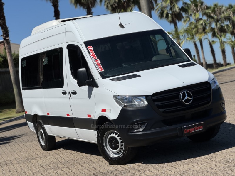 sprinter 2.2 415 cdi van 16 lugares teto alto 16v bi turbo diesel manual 2022 estancia velha
