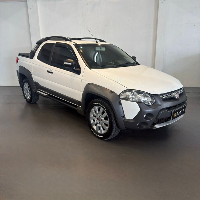 STRADA 1.8 MPI ADVENTURE CD 8V FLEX 2P MANUAL - 2014 - CAXIAS DO SUL
