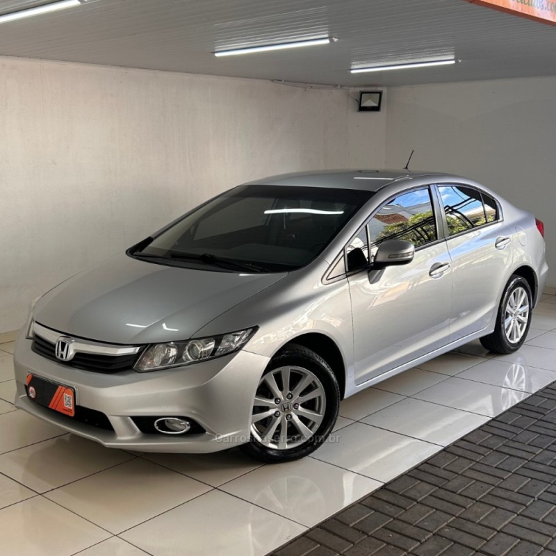 civic 2.0 lxr 16v flex 4p automatico 2014 vacaria