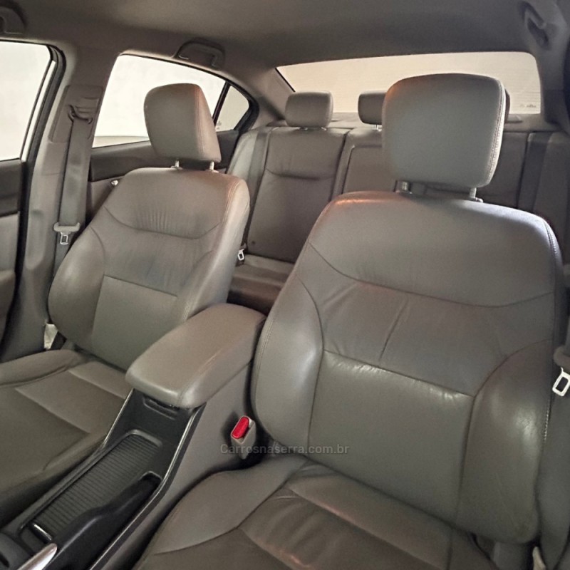 CIVIC 2.0 LXR 16V FLEX 4P AUTOMÁTICO - 2014 - VACARIA