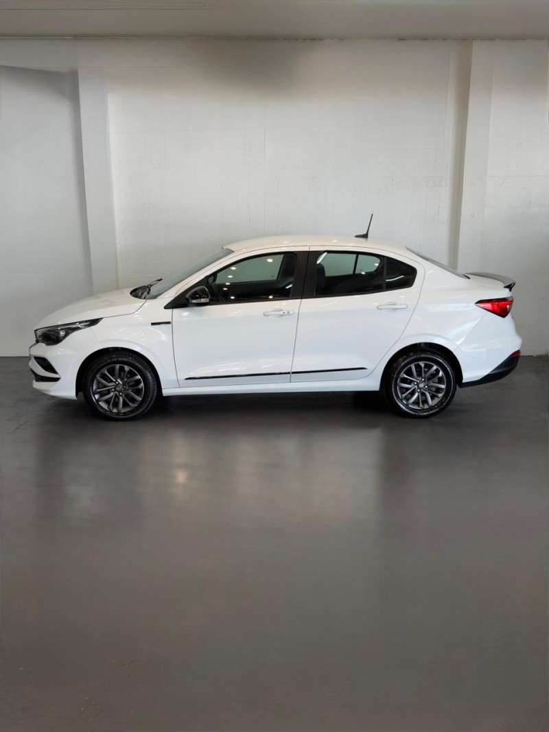 CRONOS 1.3 DRIVE 8V FLEX 4P MANUAL - 2021 - CAXIAS DO SUL