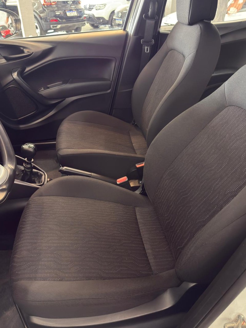 CRONOS 1.3 DRIVE 8V FLEX 4P MANUAL - 2021 - CAXIAS DO SUL