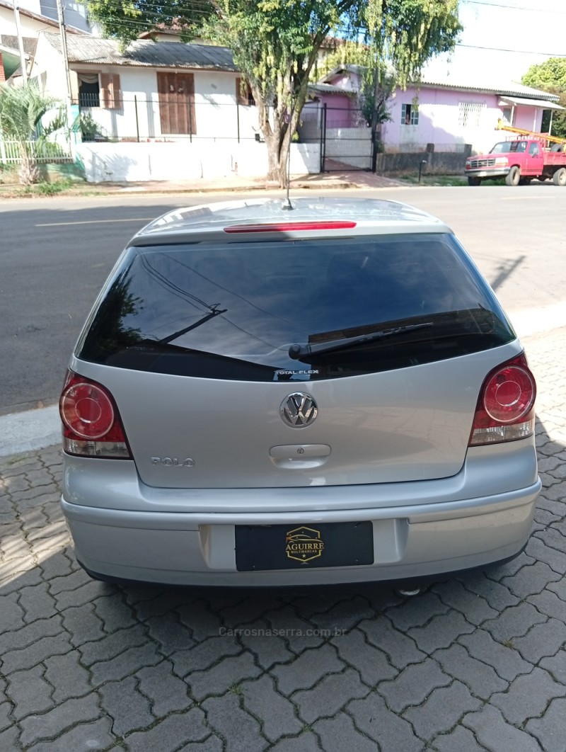 POLO 1.6 MI 8V FLEX 4P MANUAL - 2008 - PASSO FUNDO