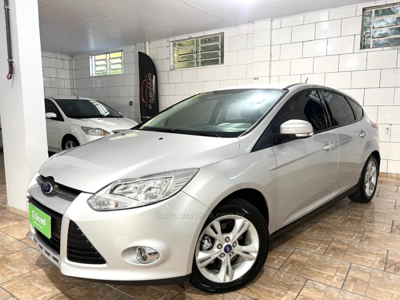 FOCUS 1.6 SE 16V FLEX 4P MANUAL - 2015 - BENTO GONçALVES