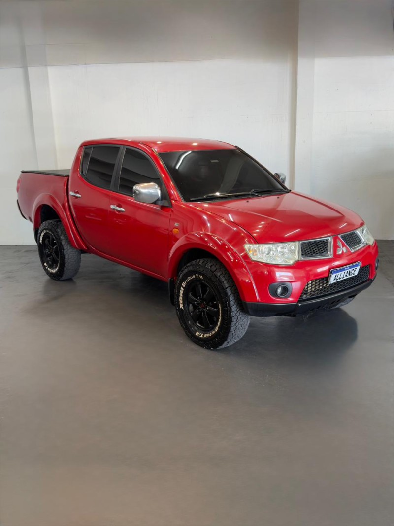 L200 TRITON 3.2 HPE 4X4 CD 16V TURBO INTERCOOLER DIESEL 4P AUTOMÁTICO - 2013 - CAXIAS DO SUL