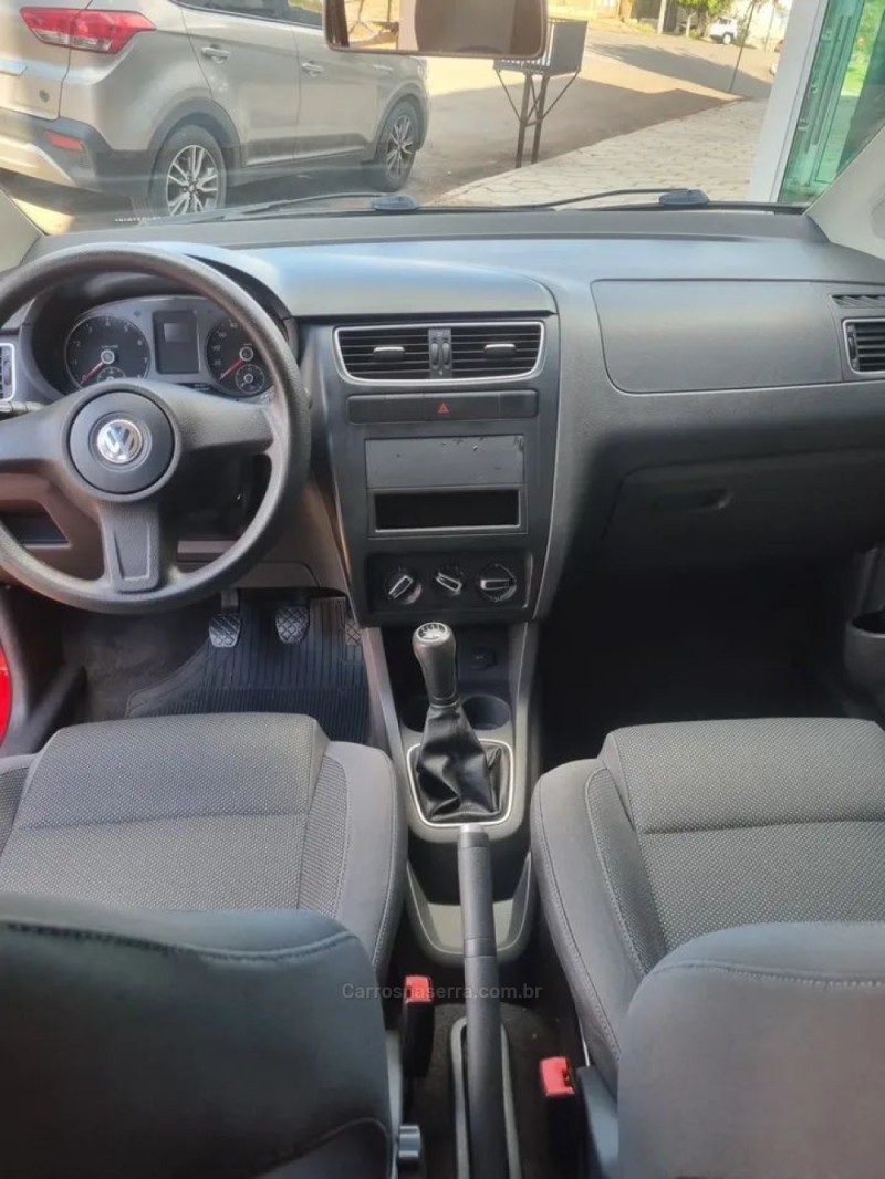 FOX 1.0 MI 8V FLEX 4P MANUAL - 2011 - PASSO FUNDO